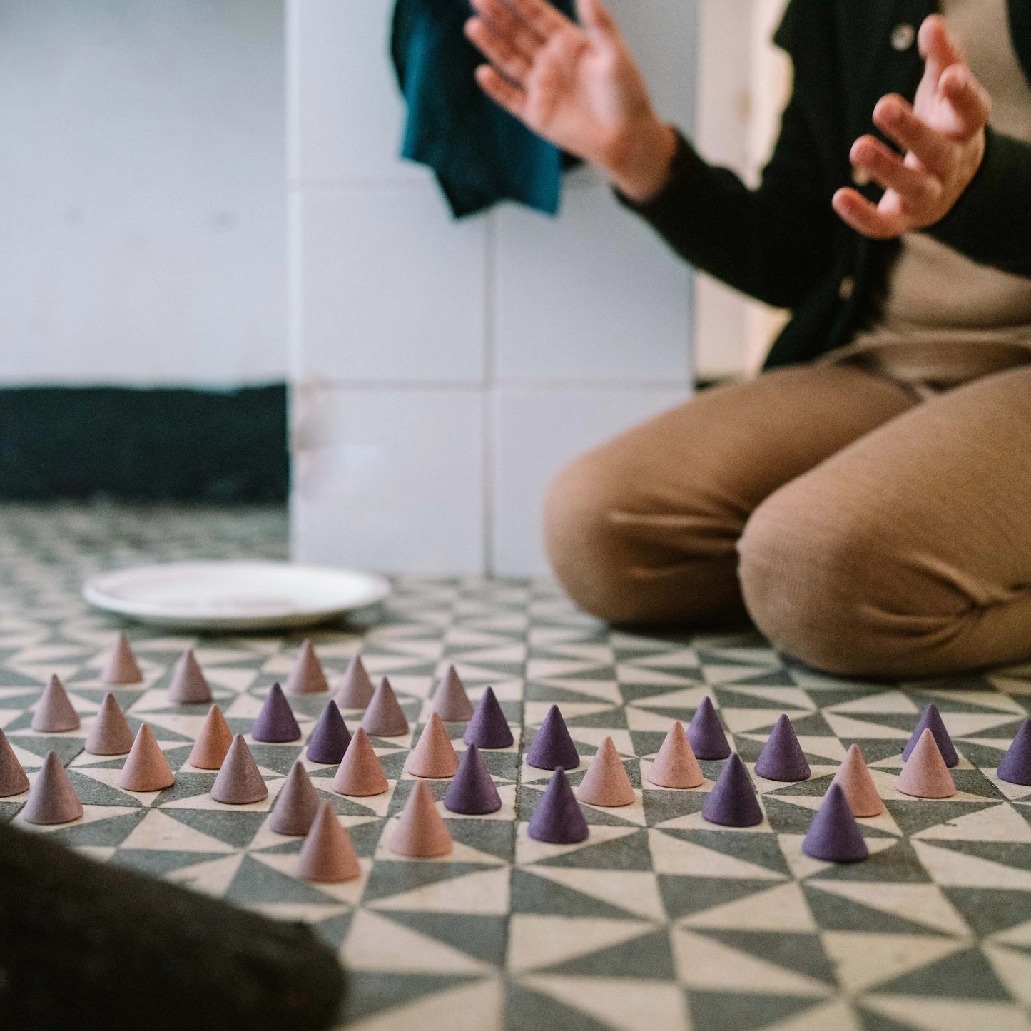 Grapat Wood Mandala Peaks Purples (36 Pieces)