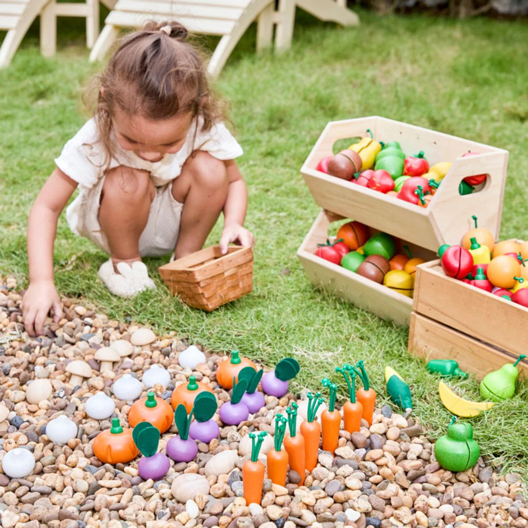Fresh Produce Set C (Red Radishes, Garlics & Yellow Bell Peppers) by PlanToys