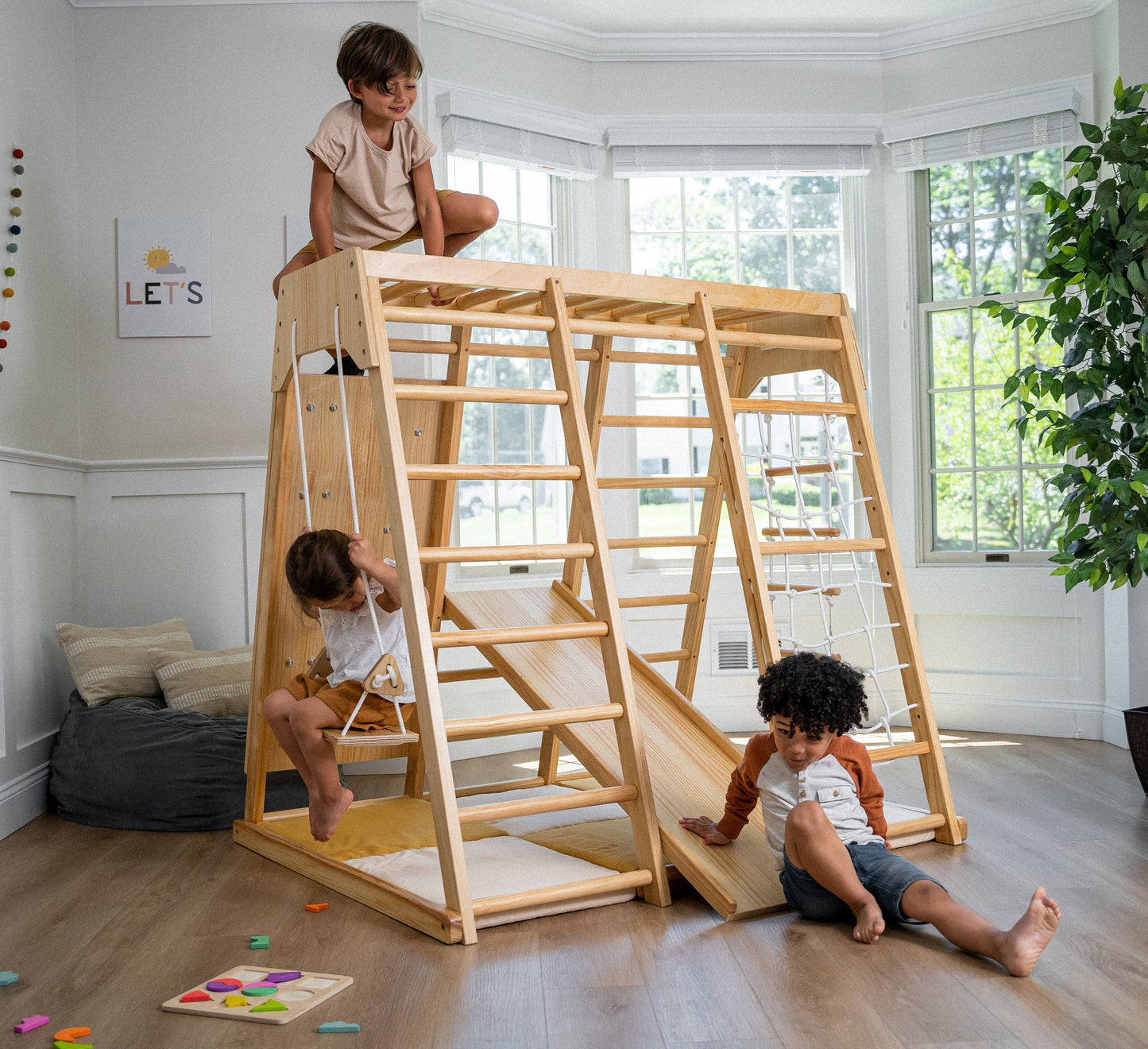 Magnolia - Real Wood 7-in-1 Playset by Avenlur