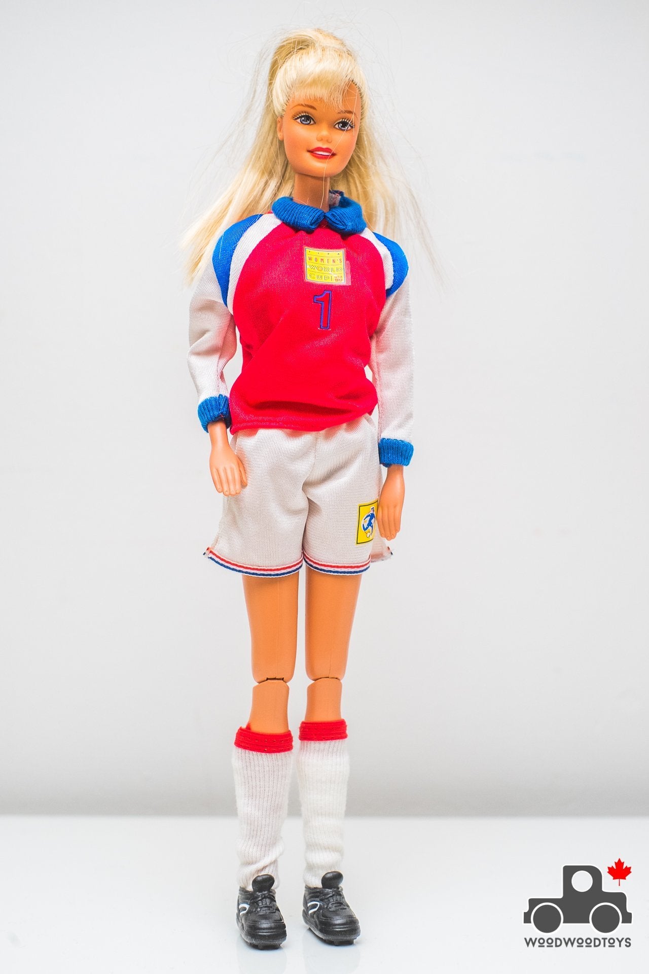 Soccer Barbie Doll 1999 USA FIFA Women World Cup Mia Hamm – Wood