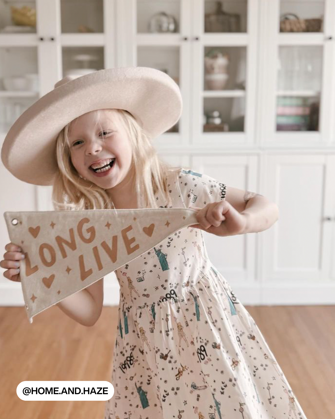 Long Live (Hearts) Canvas Pennant Flag