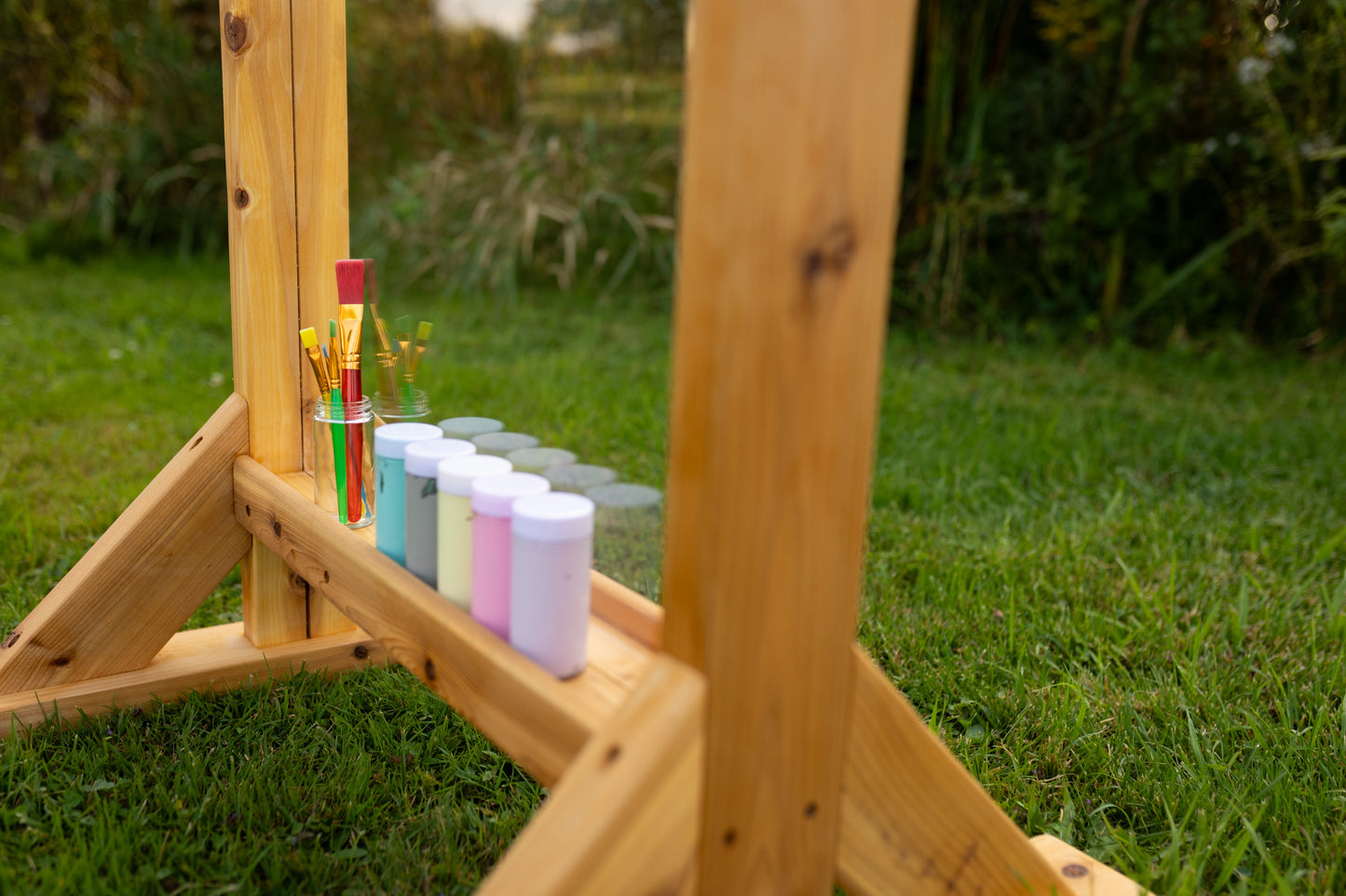 Plexiglass Clear Outdoor Easel