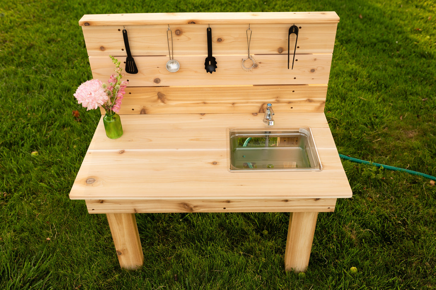 Mini Mud Kitchen