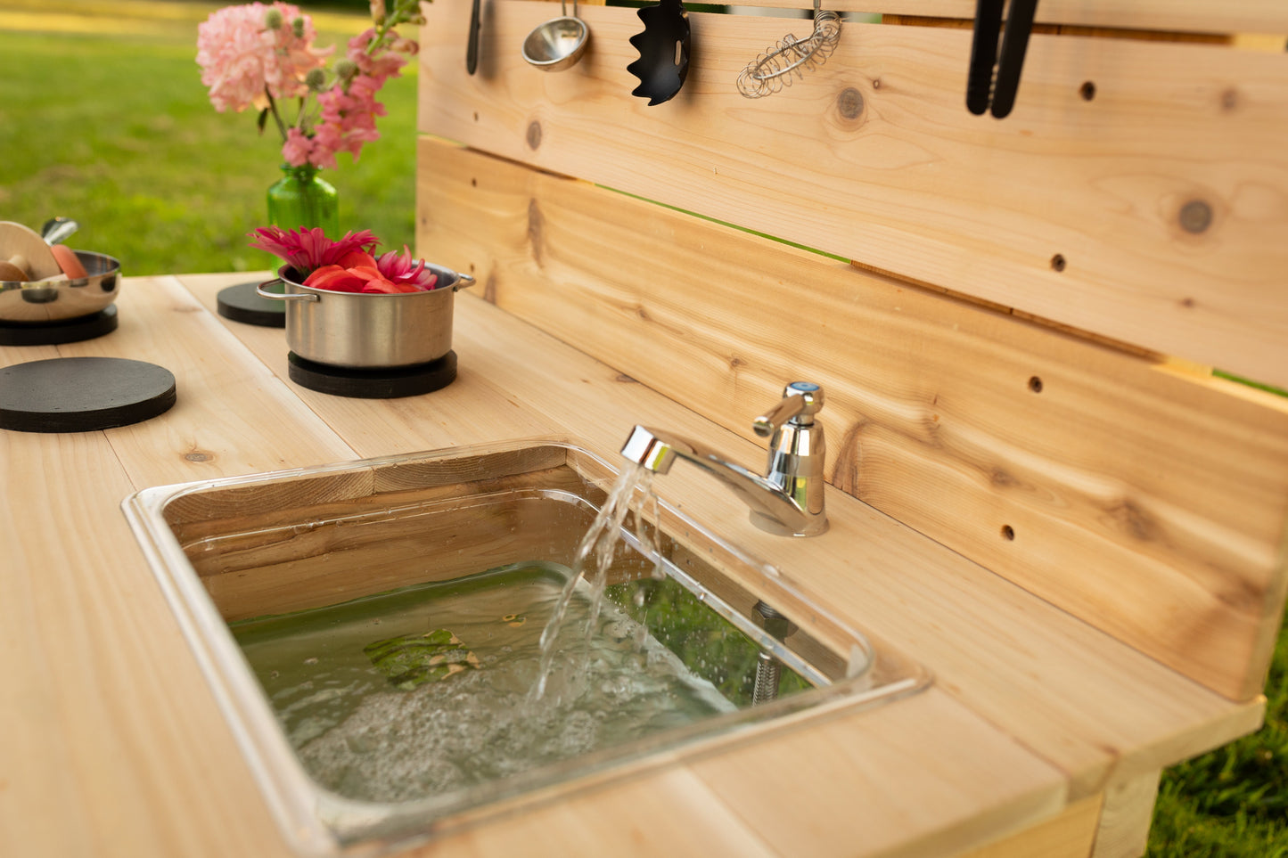 Mini Mud Kitchen