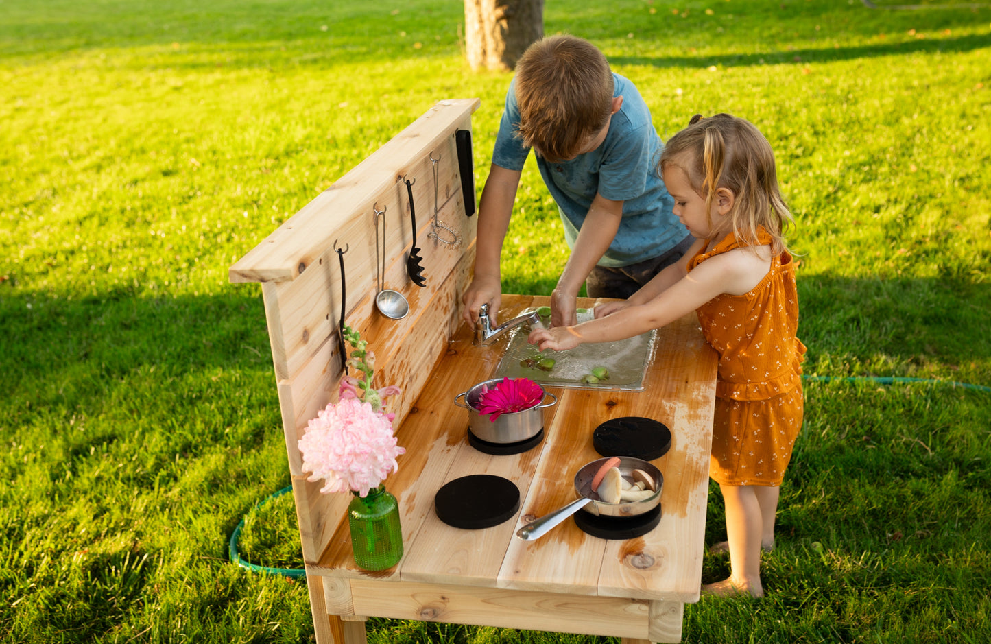 Mini Mud Kitchen