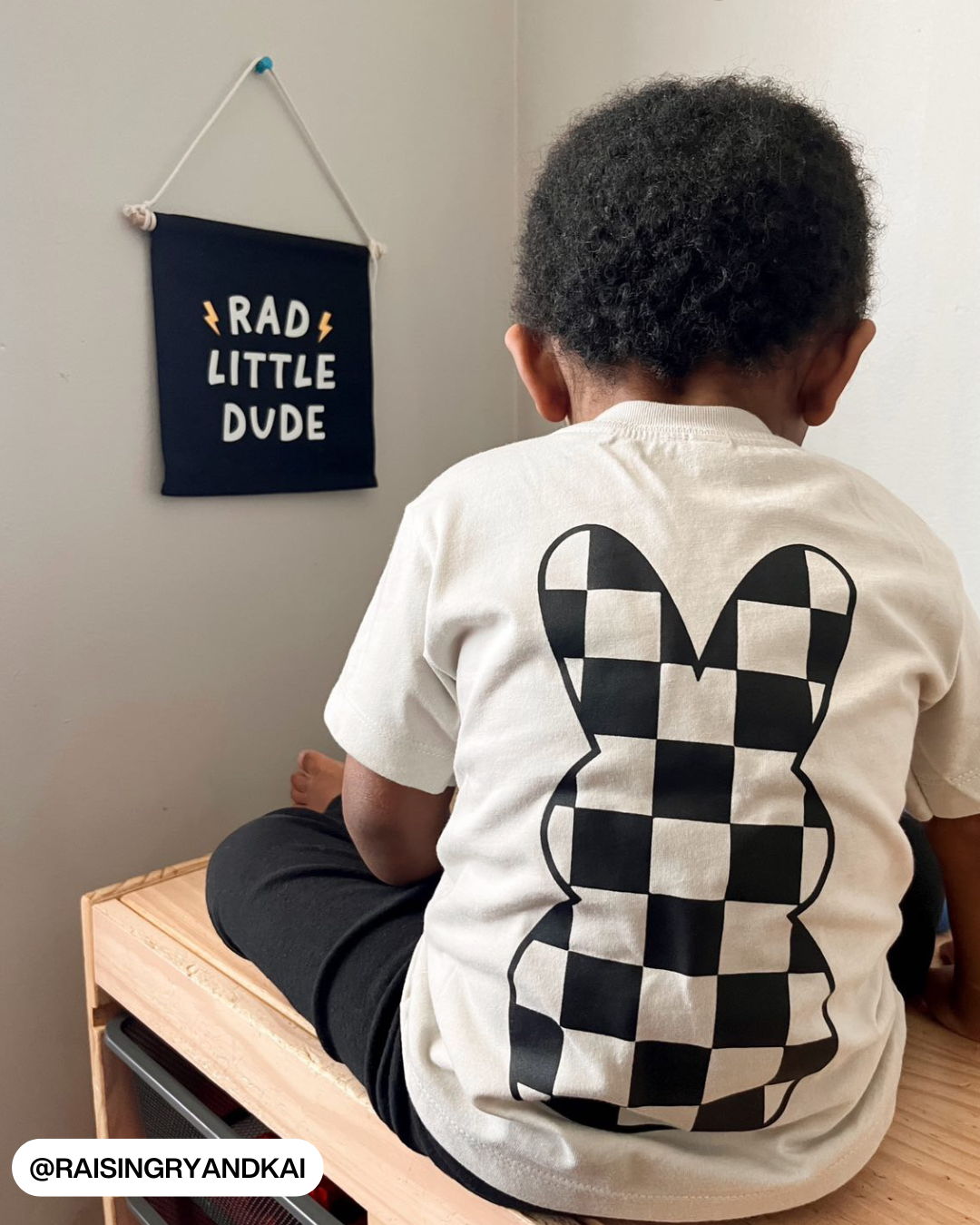 Panneau en toile Rad Little Dude (noir)