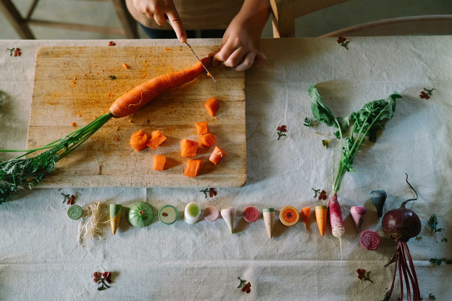 Grapat Wood Veggies (12 Pieces)