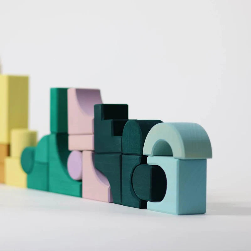 Grimm's - Small Building Set Movement