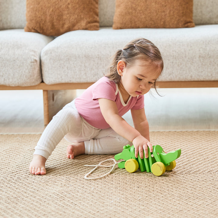 Dancing Alligator Pull Toy by PlanToys