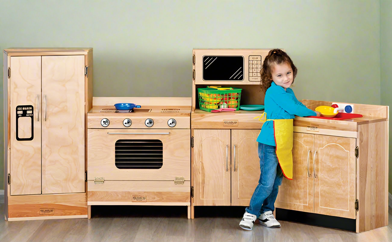 Hardwood Play Kitchen Set (4 Pieces) - Made in Canada