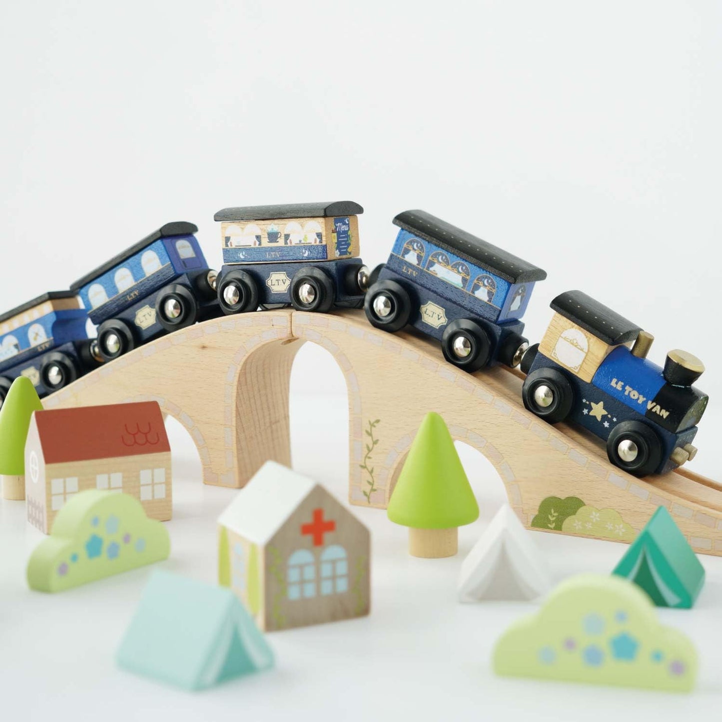 (DAMAGED BOX) Le Toy Van Twilight Train & Carriages