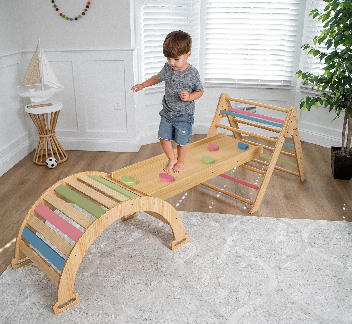 Hazel - Pikler Triangle Ladder & Rocker Set by Avenlur