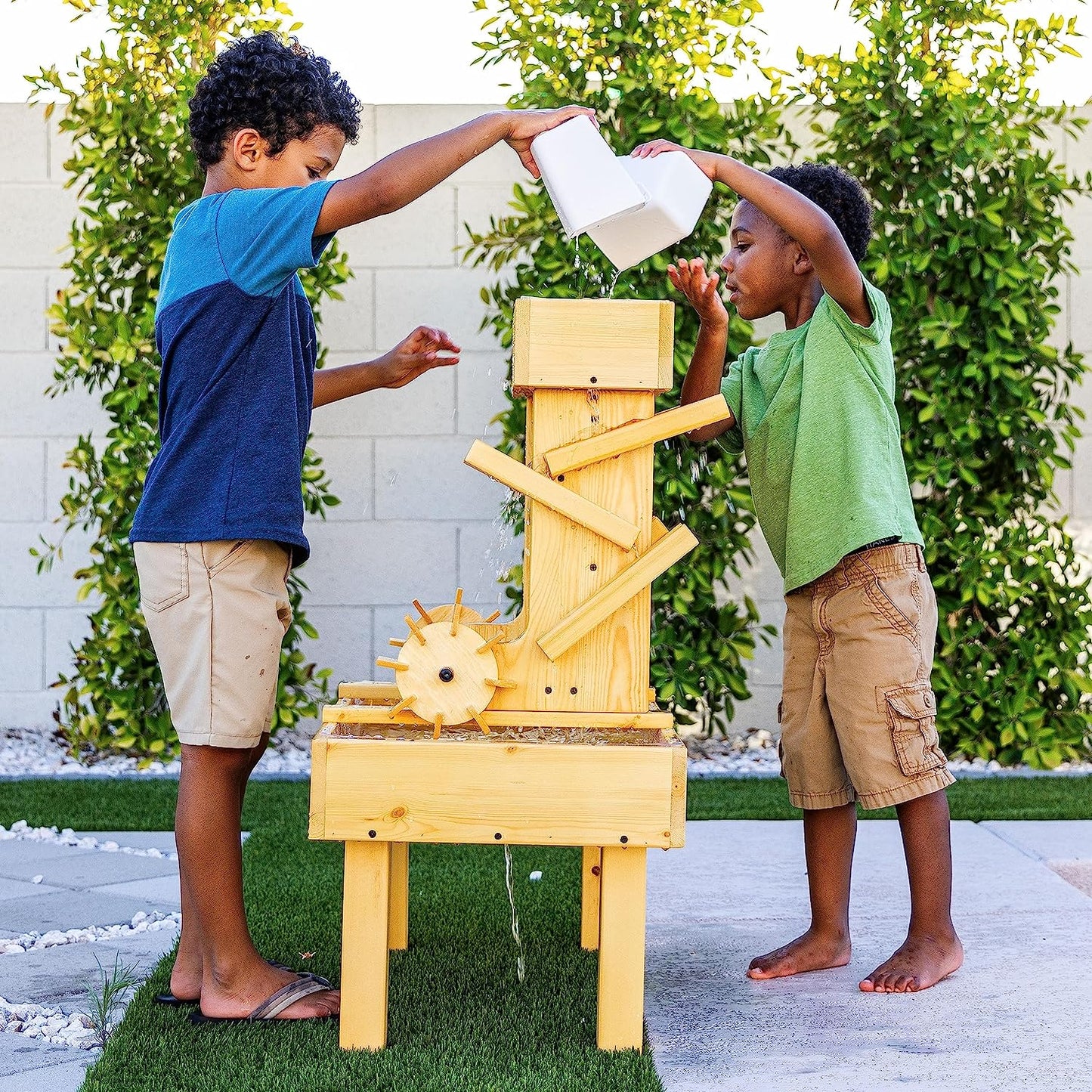 Table à eau d'extérieur en bois pour enfants et tout-petits par Avenlur 