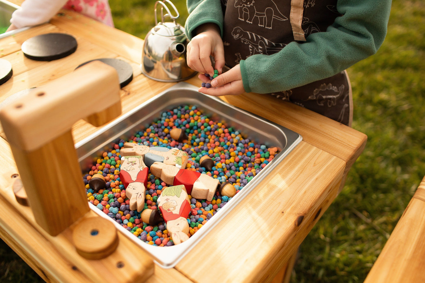 Centered Simple Mud Kitchen (with shelf)