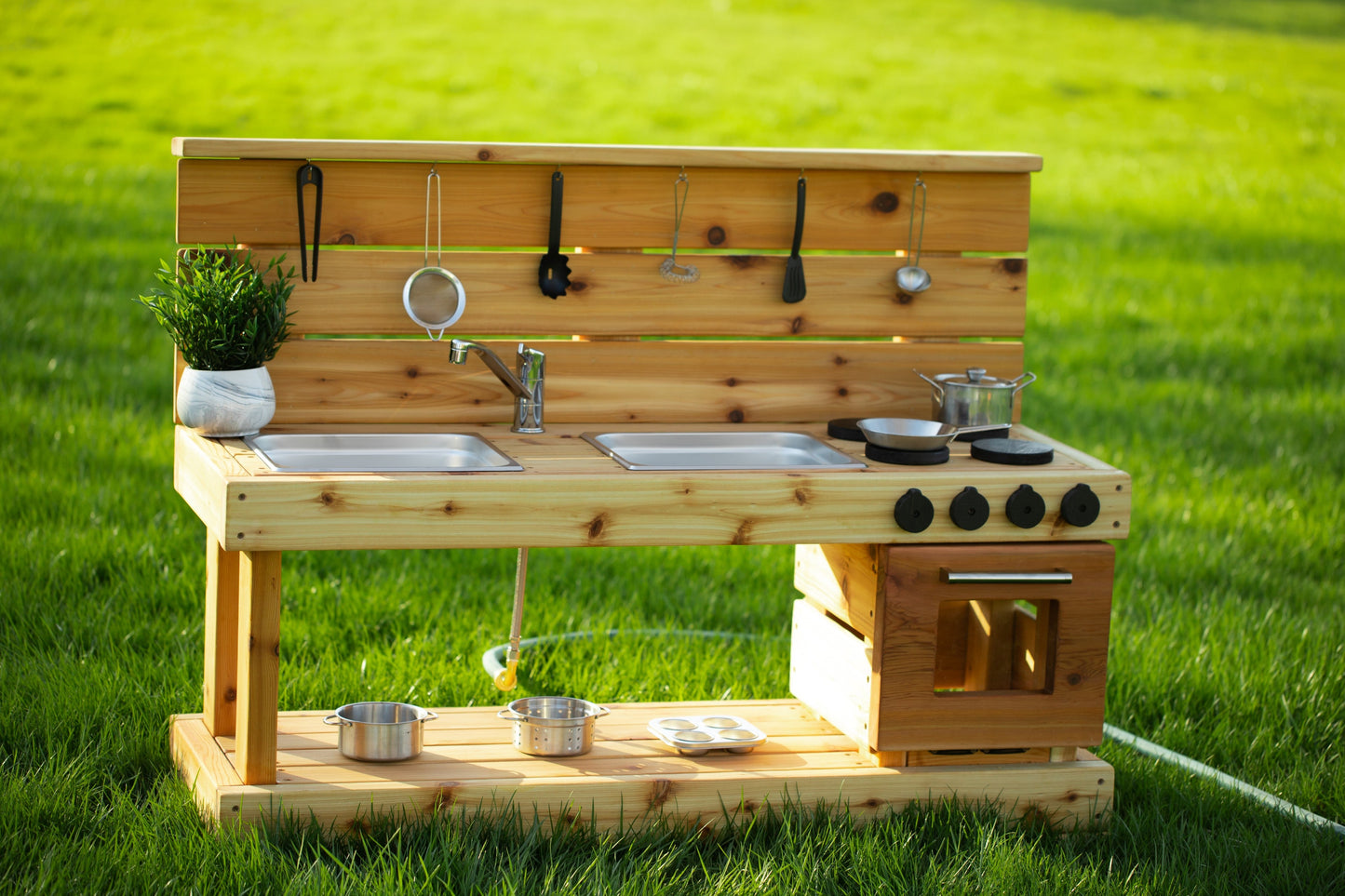 Mud Kitchen with Oven and Working Sink