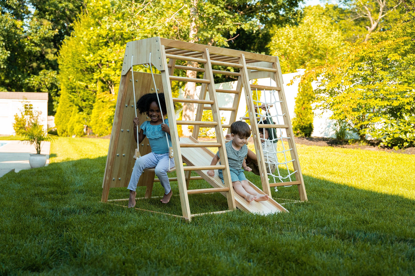 Magnolia - Real Wood 7-in-1 Playset by Avenlur
