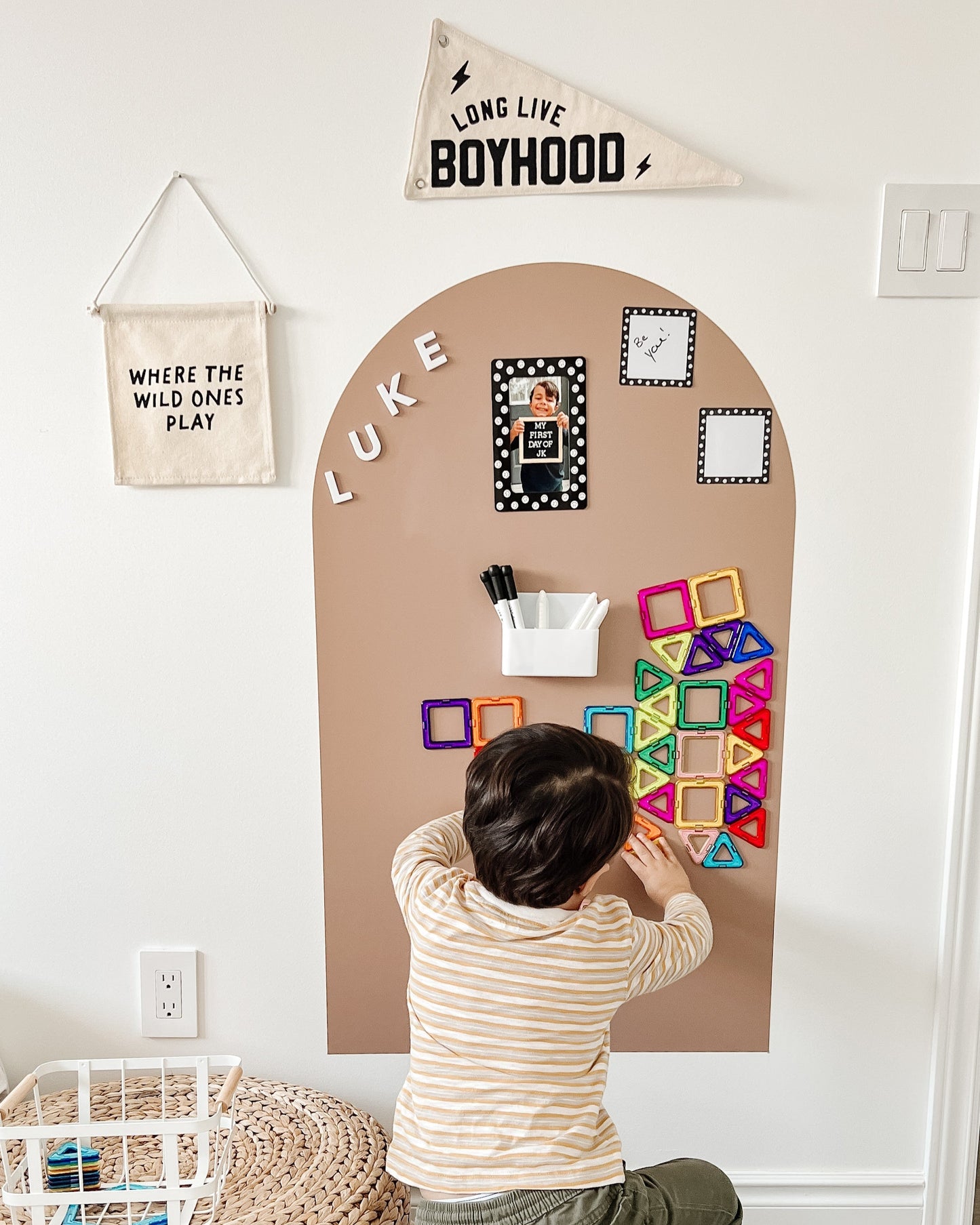 Magnetic Photo Frames (2-Pack)