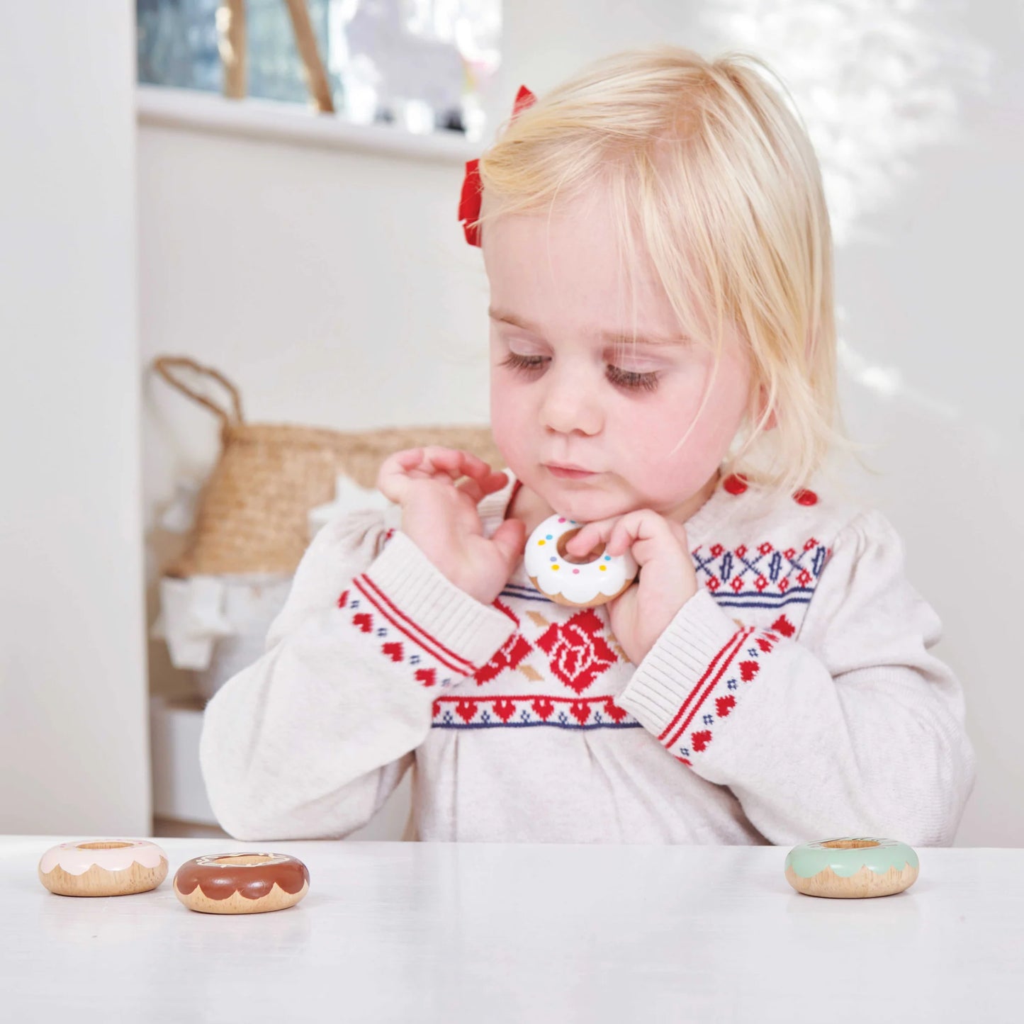 Wooden Doughnut Play Food Set - Wooden Toy Food by Le Toy Van