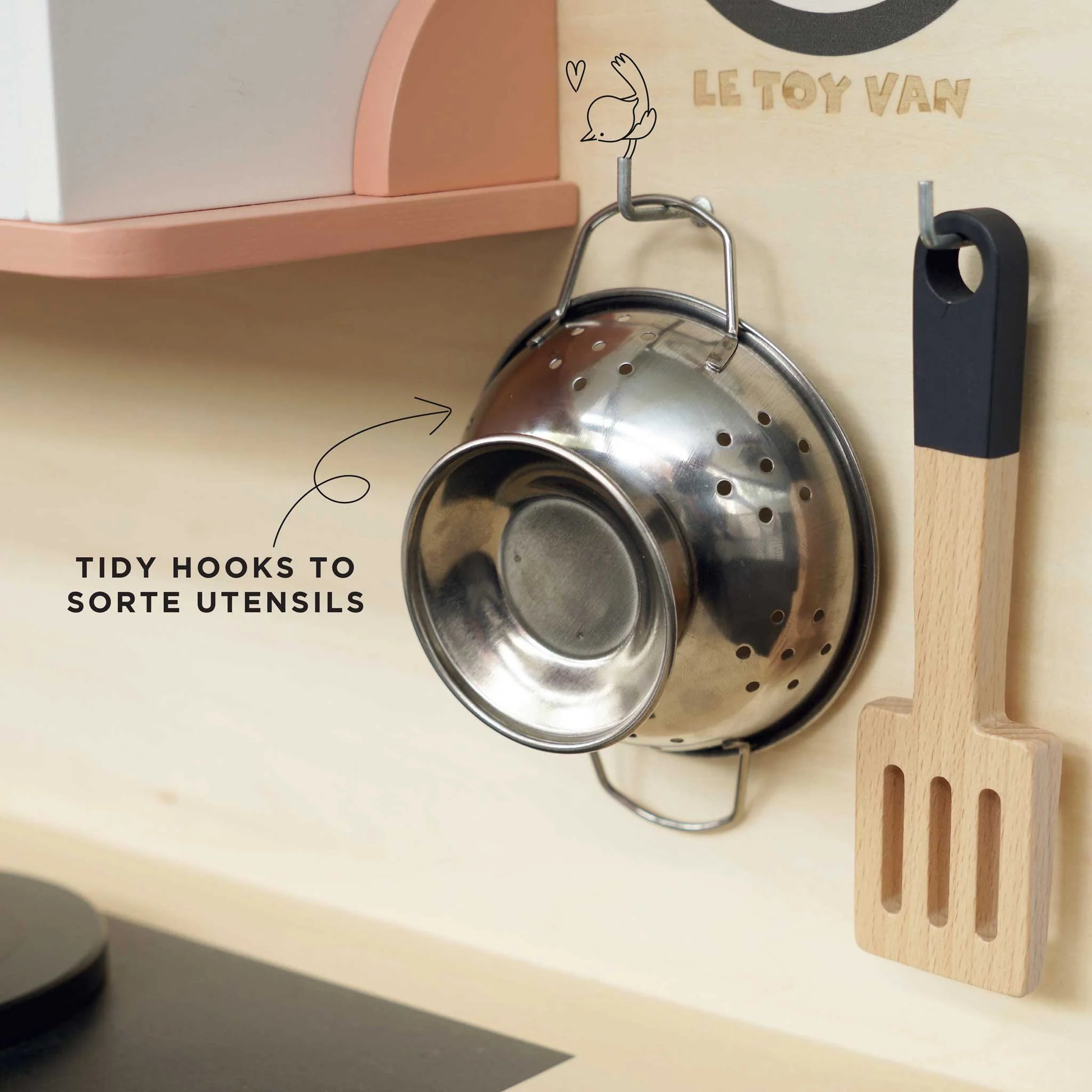 Large Family Size Play Kitchen Roleplay Collection by Le Toy Van