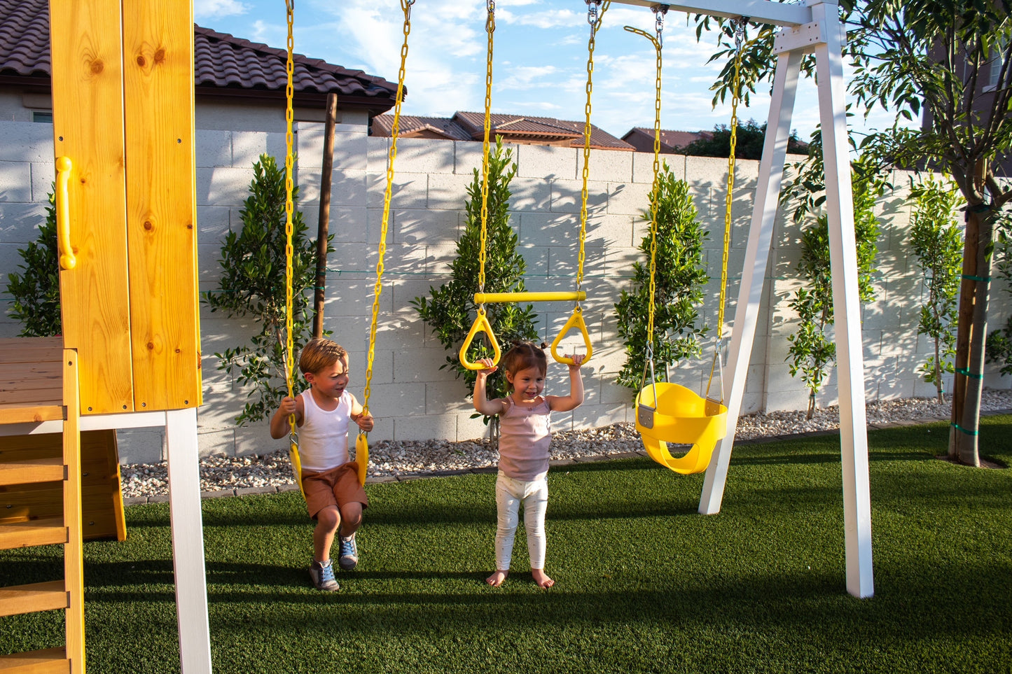 Forest - Modern Backyard Outdoor Swing Set 2 Swings And Trapeze Bar by Avenlur