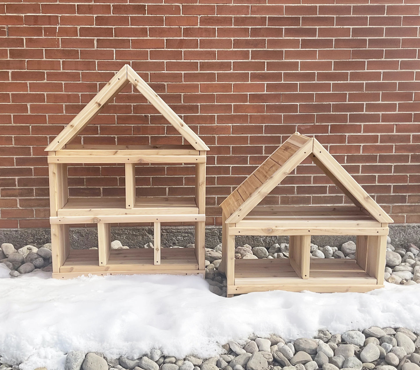 Cedar Dollhouse - Just Playing (Made in Canada)