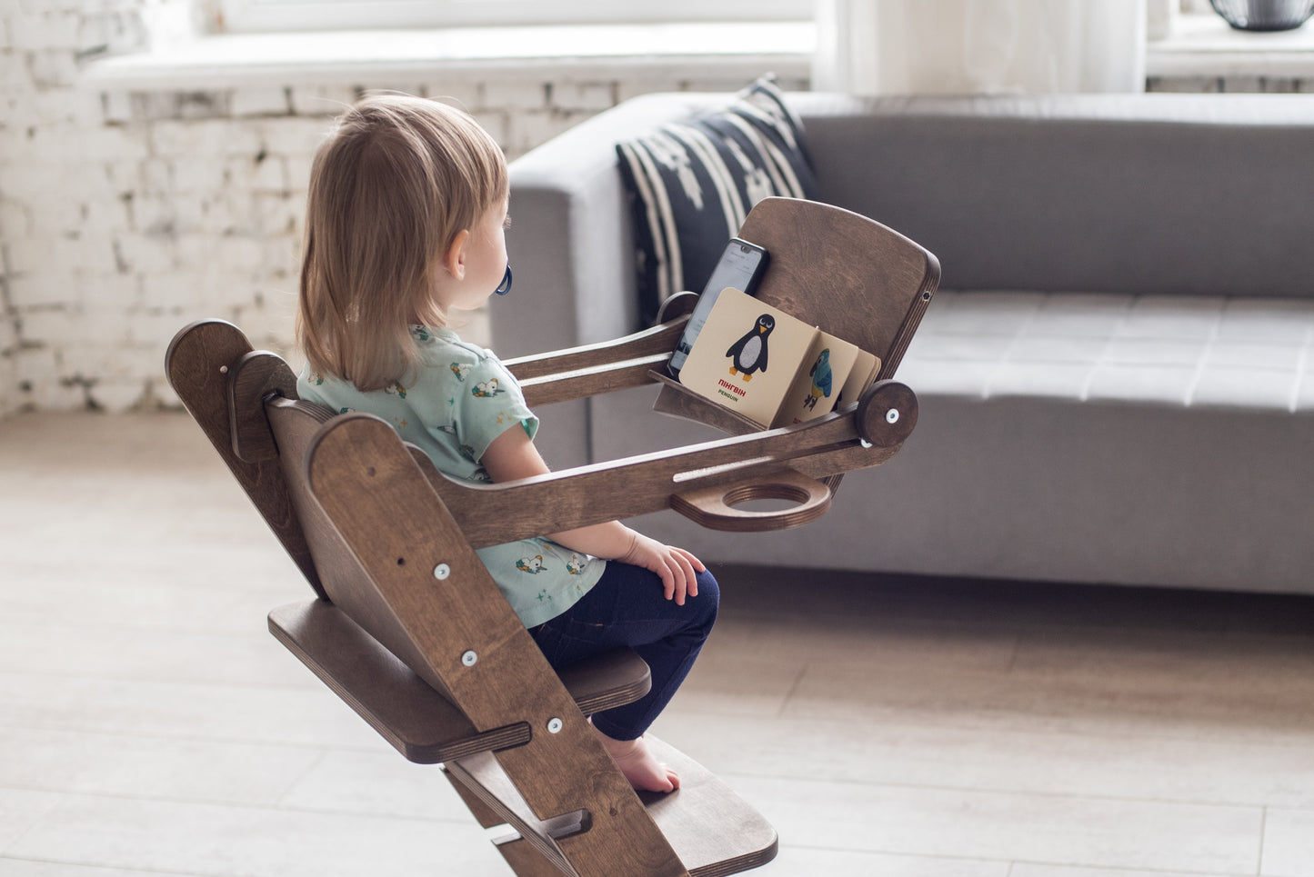 Chaise évolutive pour bébé – Kitchen Tower – Chocolat