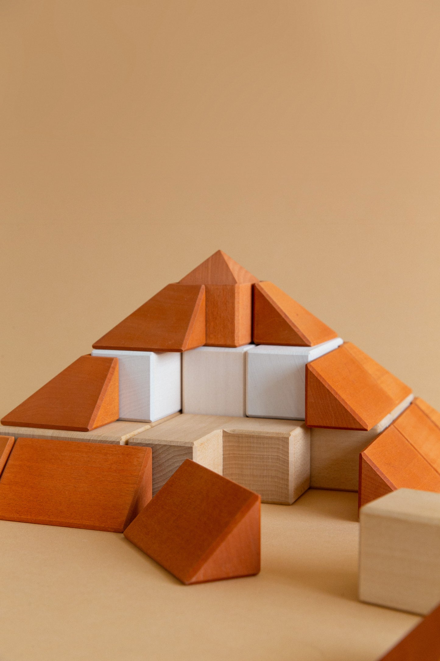 Ensemble de blocs pyramidaux par Avdar