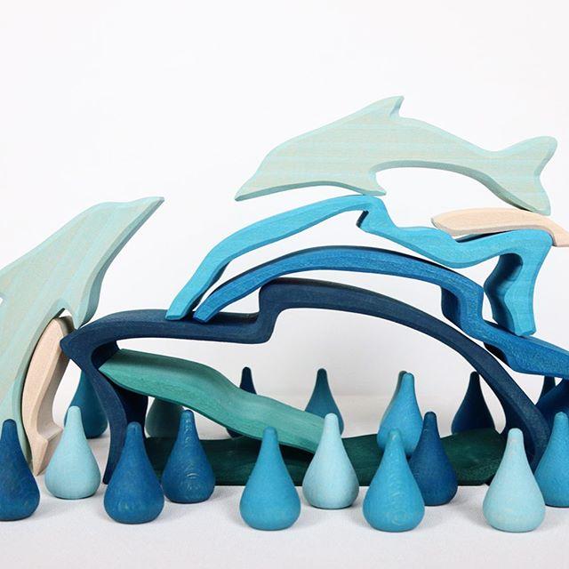 Gluckskafer - 9 Piece Dolphin Puzzle Stacker - Wood Wood Toys Canada's Favourite Montessori Toy Store
