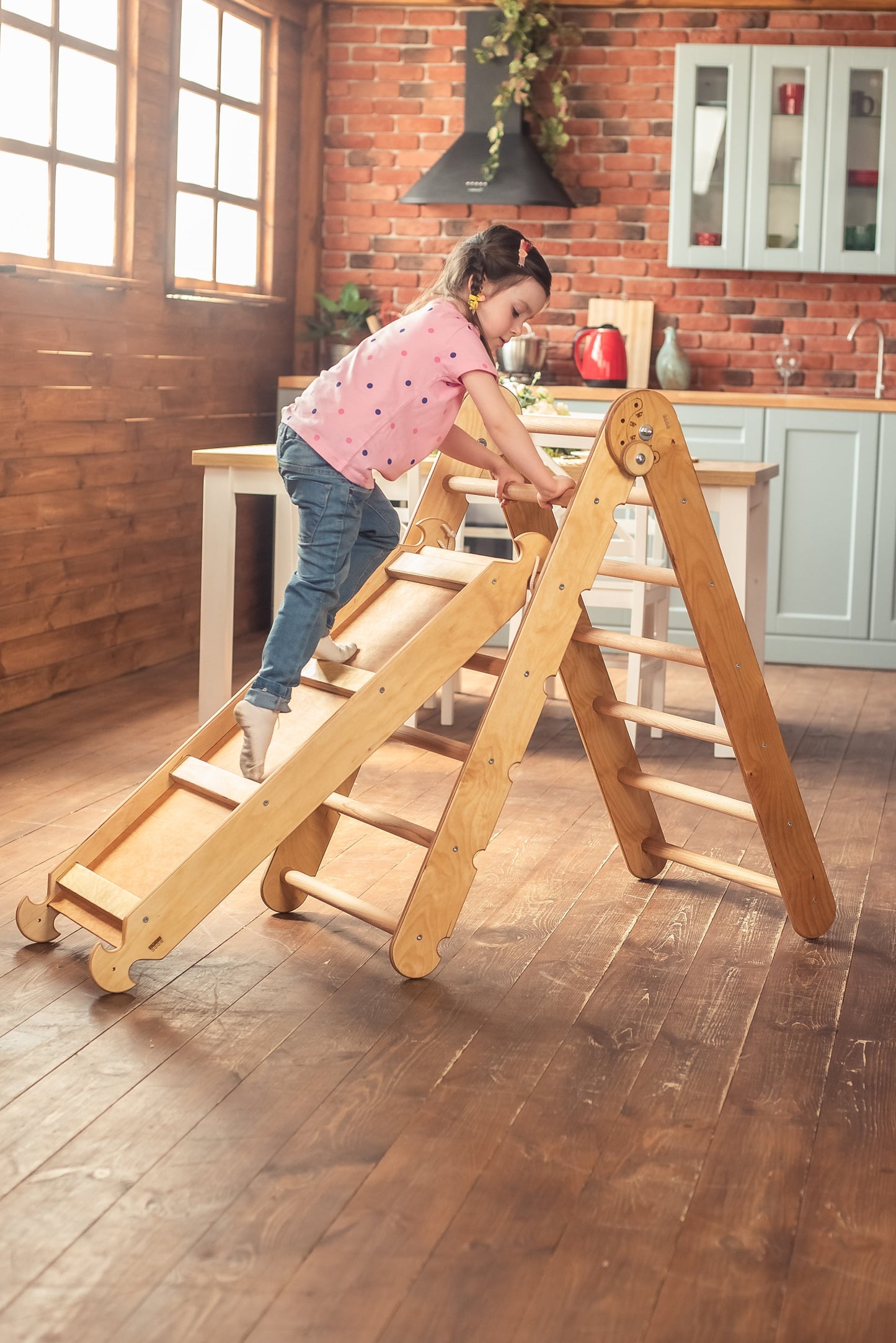 Ensemble d'escalade Montessori 2 en 1 : Échelle triangulaire + Planche toboggan/Rampe – Beige 